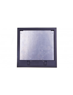 Kompletna kaseta z puszkami...