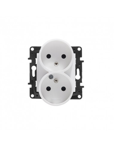 Niloe Step Gniazdo zasilające...