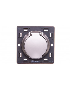 Gniazdo do odkurzacza...