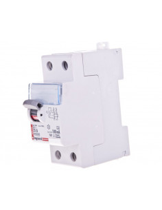 Wyłącznik różnicowoprądowy...