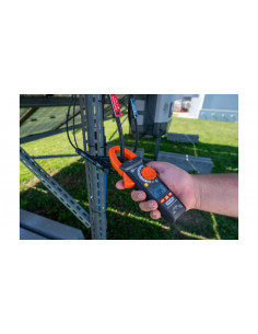 Cyfrowy miernik cęgowy... 2